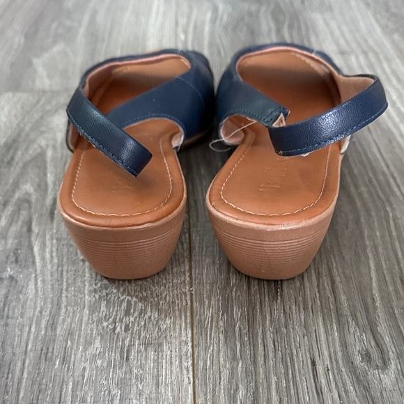 Usaflex Sandals Size 9 NWOT - Picture 8 of 9